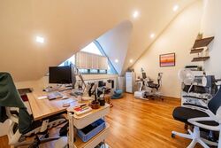 Chiltern Drive (D13), Terrace #577837531